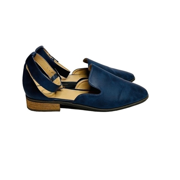 Journee Collection Loretta Sandals Navy Blue Faux Leather‎ Women's Size 11 - Picture 3 of 9